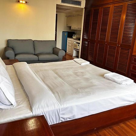 曼谷 Omni Tower Sukhumvit Nana Direct酒店 外观 照片