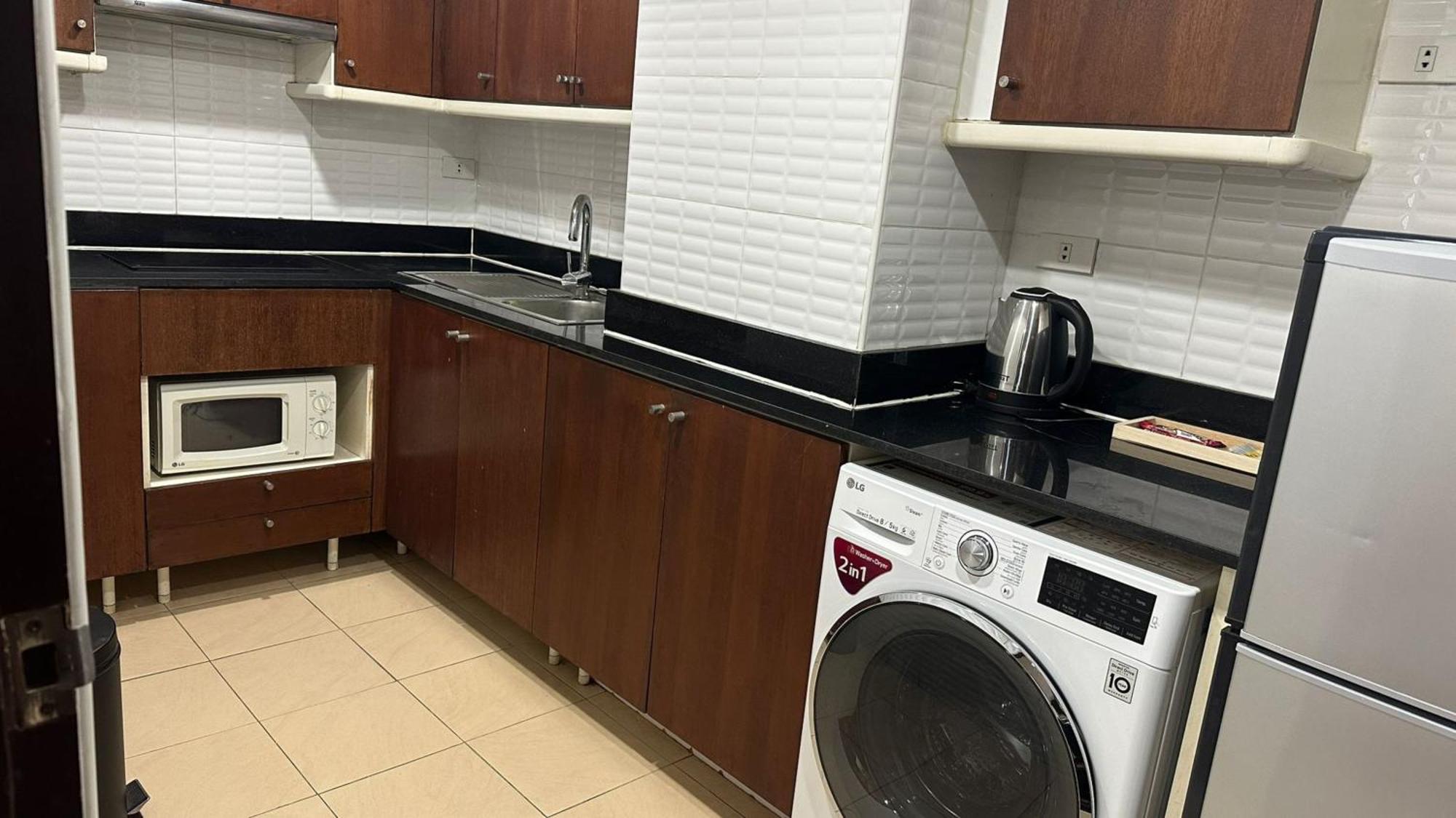 曼谷 Omni Tower Sukhumvit Nana Direct酒店 外观 照片