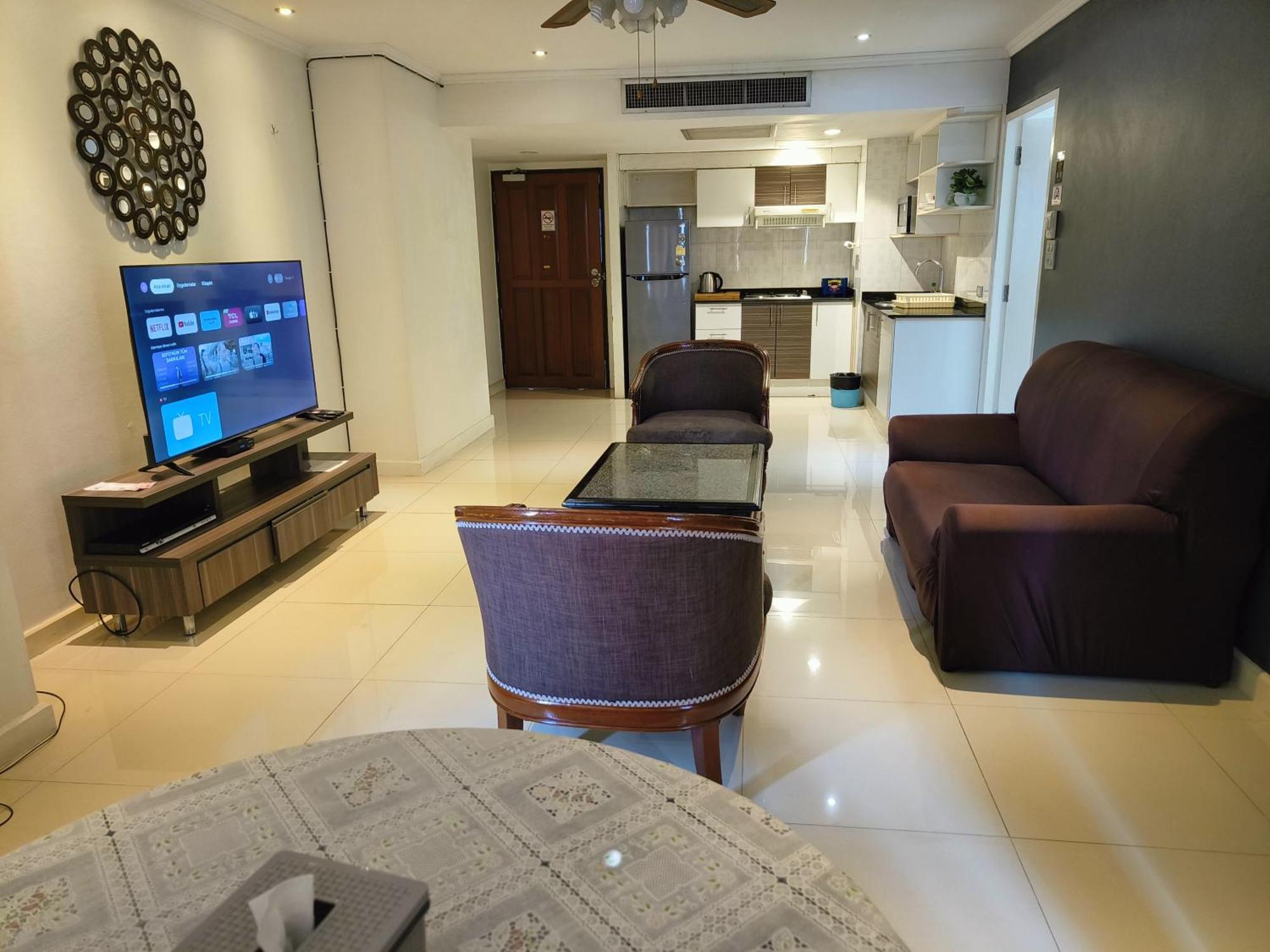 曼谷 Omni Tower Sukhumvit Nana Direct酒店 外观 照片