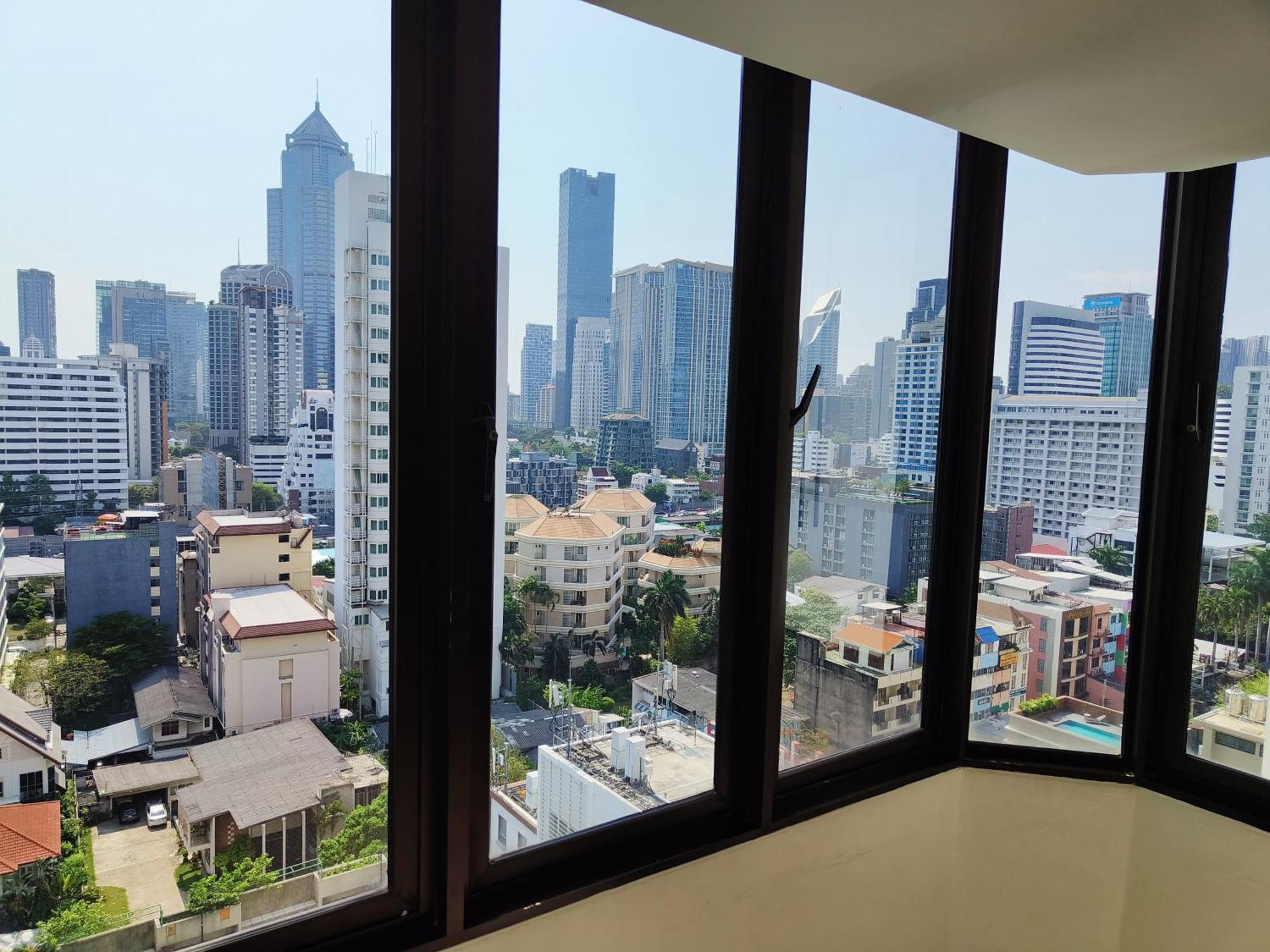 曼谷 Omni Tower Sukhumvit Nana Direct酒店 外观 照片