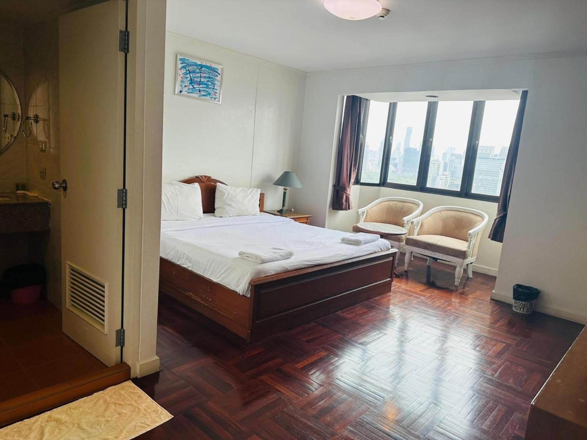 曼谷 Omni Tower Sukhumvit Nana Direct酒店 外观 照片