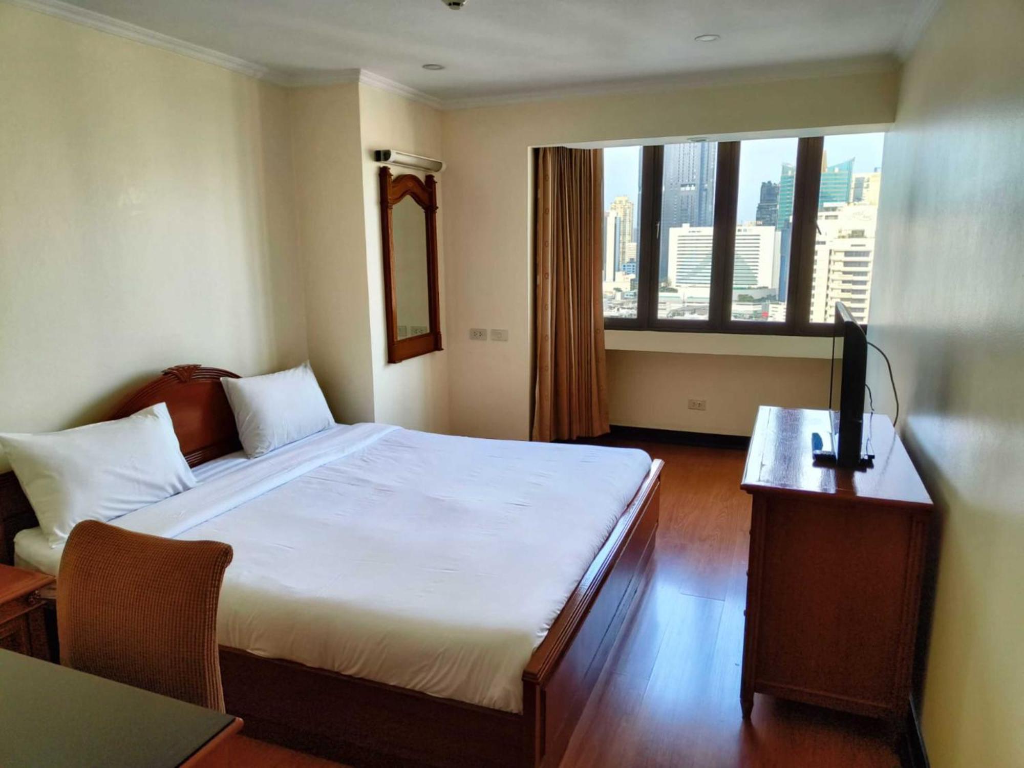 曼谷 Omni Tower Sukhumvit Nana Direct酒店 外观 照片