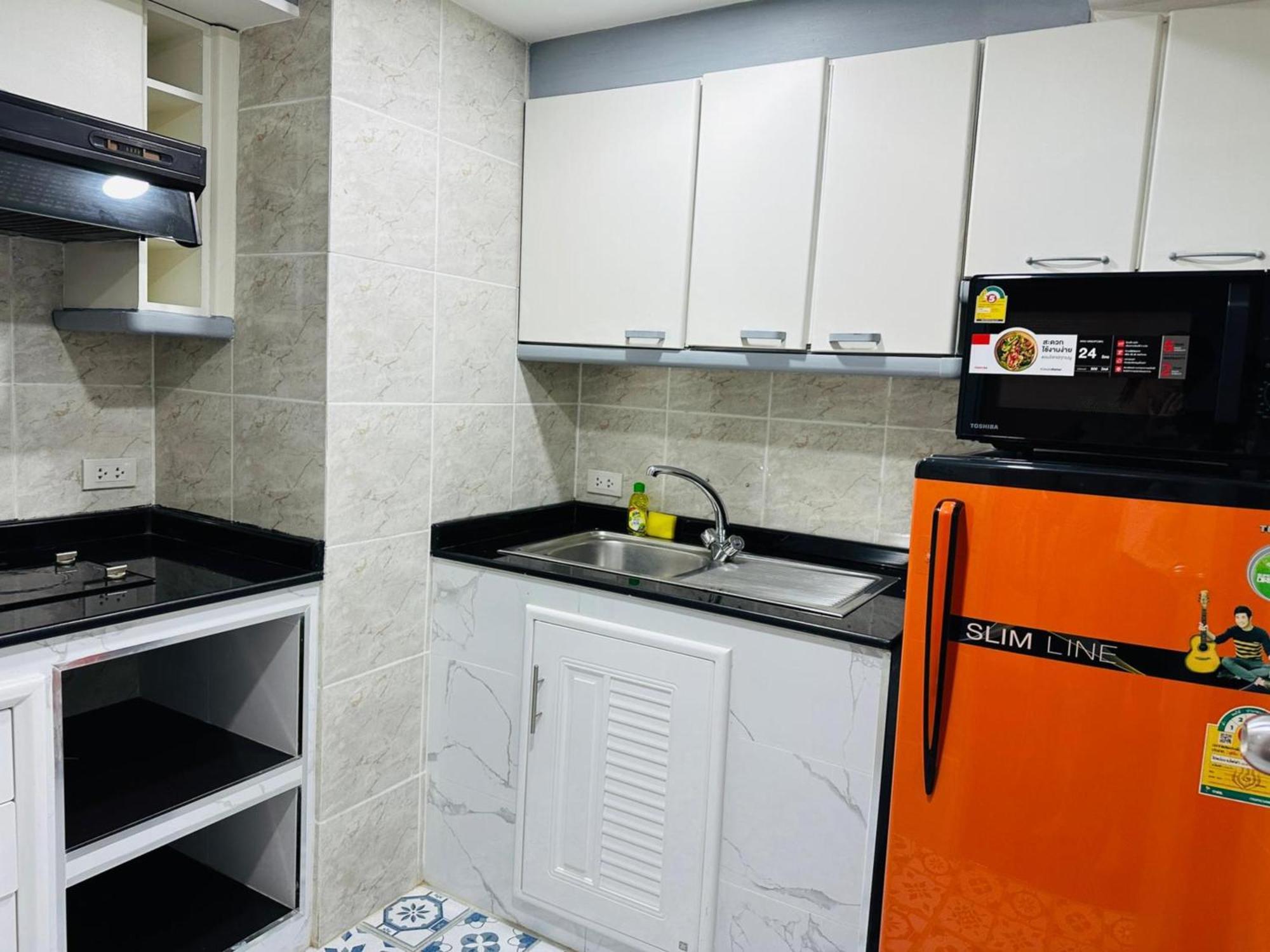 曼谷 Omni Tower Sukhumvit Nana Direct酒店 外观 照片