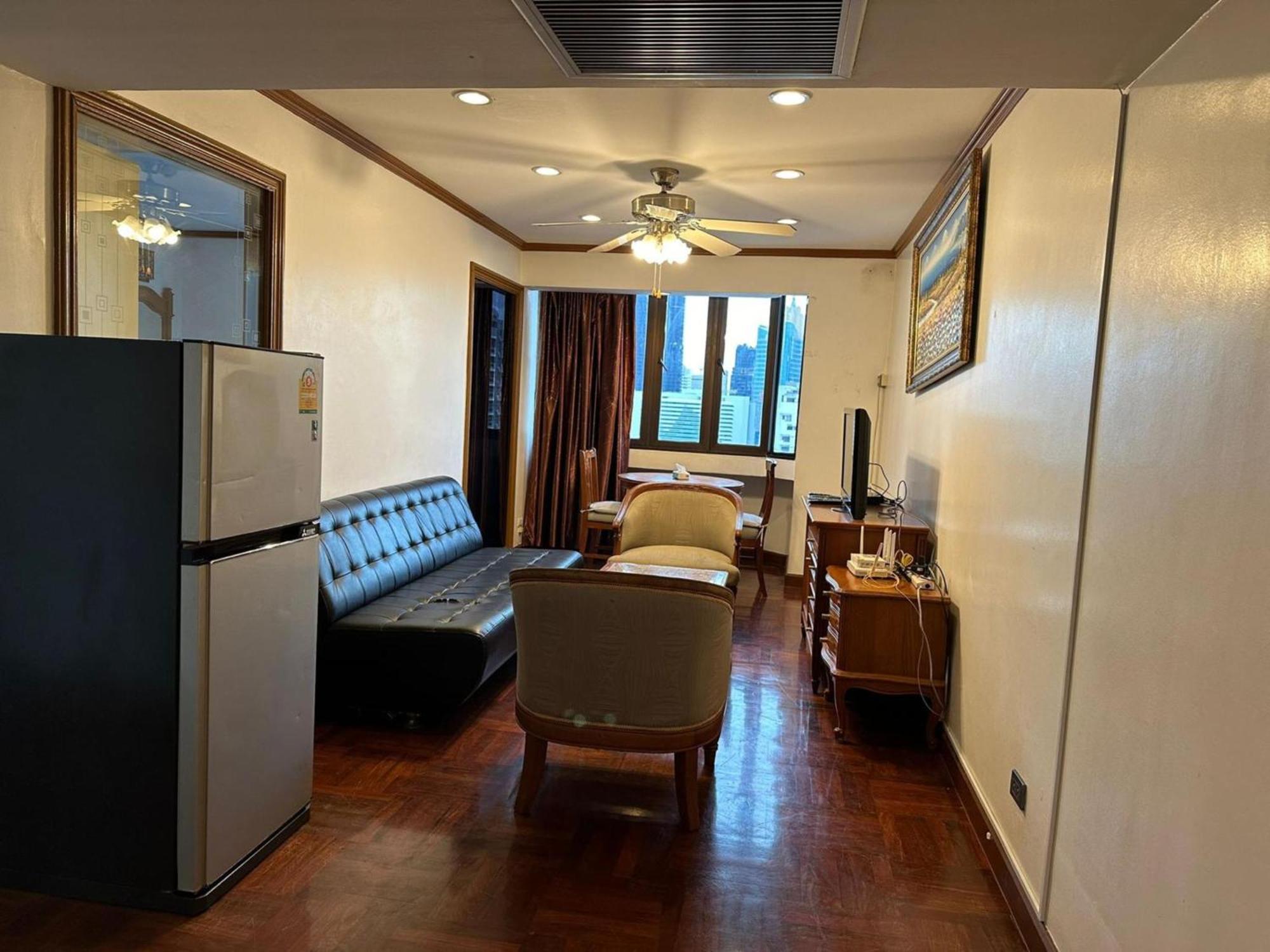 曼谷 Omni Tower Sukhumvit Nana Direct酒店 外观 照片
