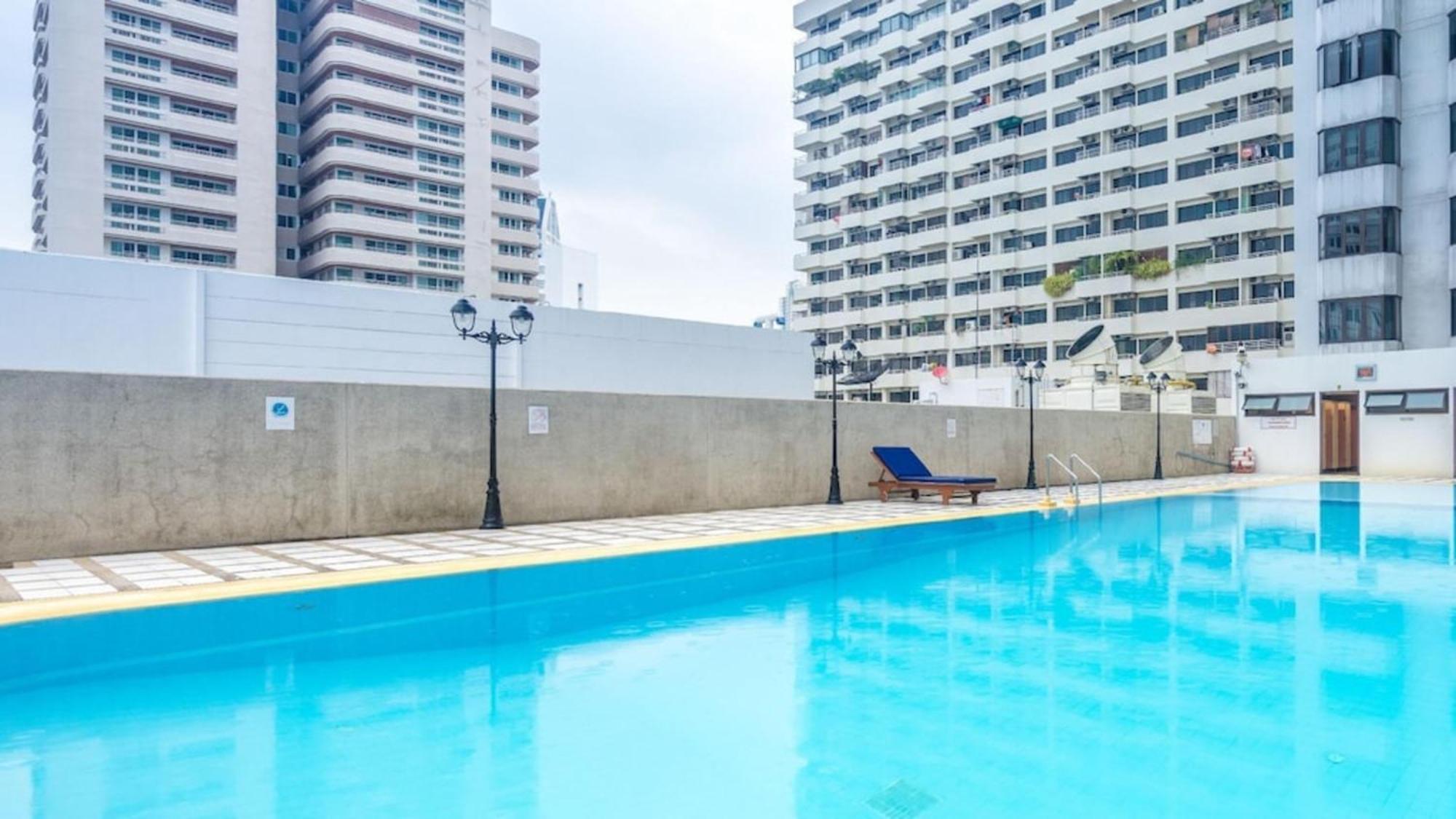 曼谷 Omni Tower Sukhumvit Nana Direct酒店 外观 照片