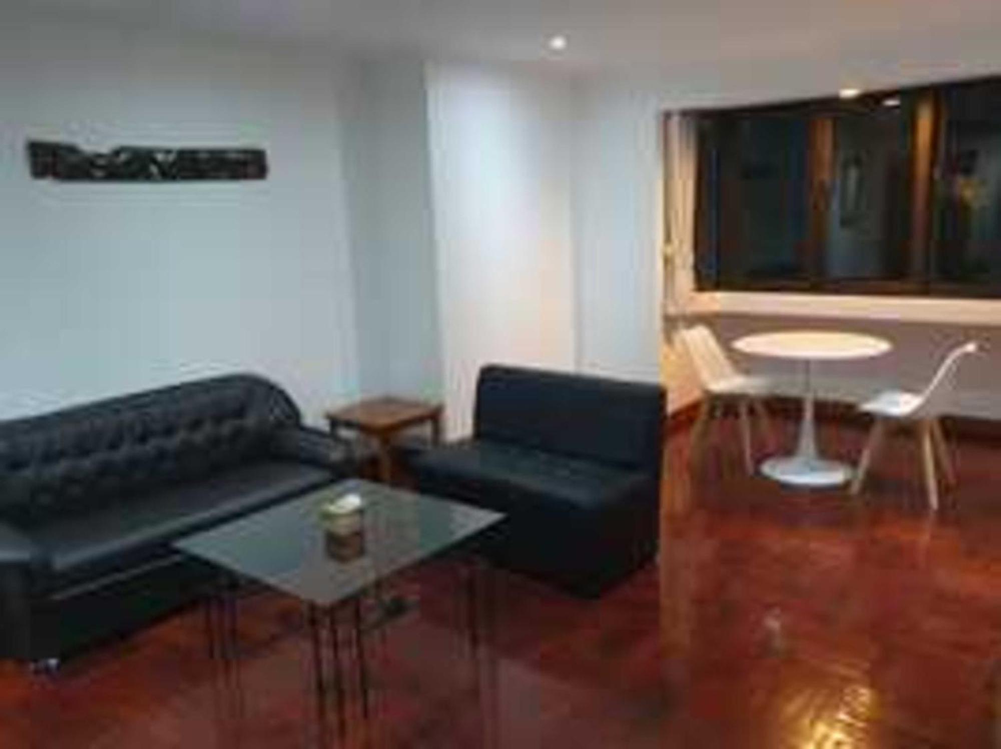 曼谷 Omni Tower Sukhumvit Nana Direct酒店 外观 照片